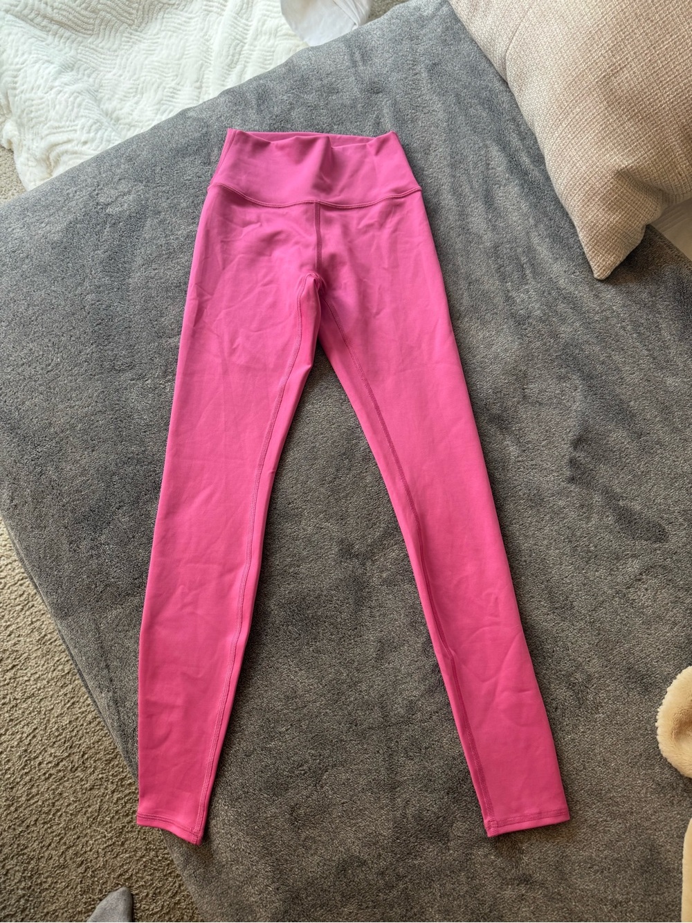 ALO Yoga Hot Pink airlift Leggings small